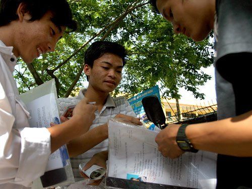 Trường ĐH dân lập kiến nghị lên Bộ Chính trị